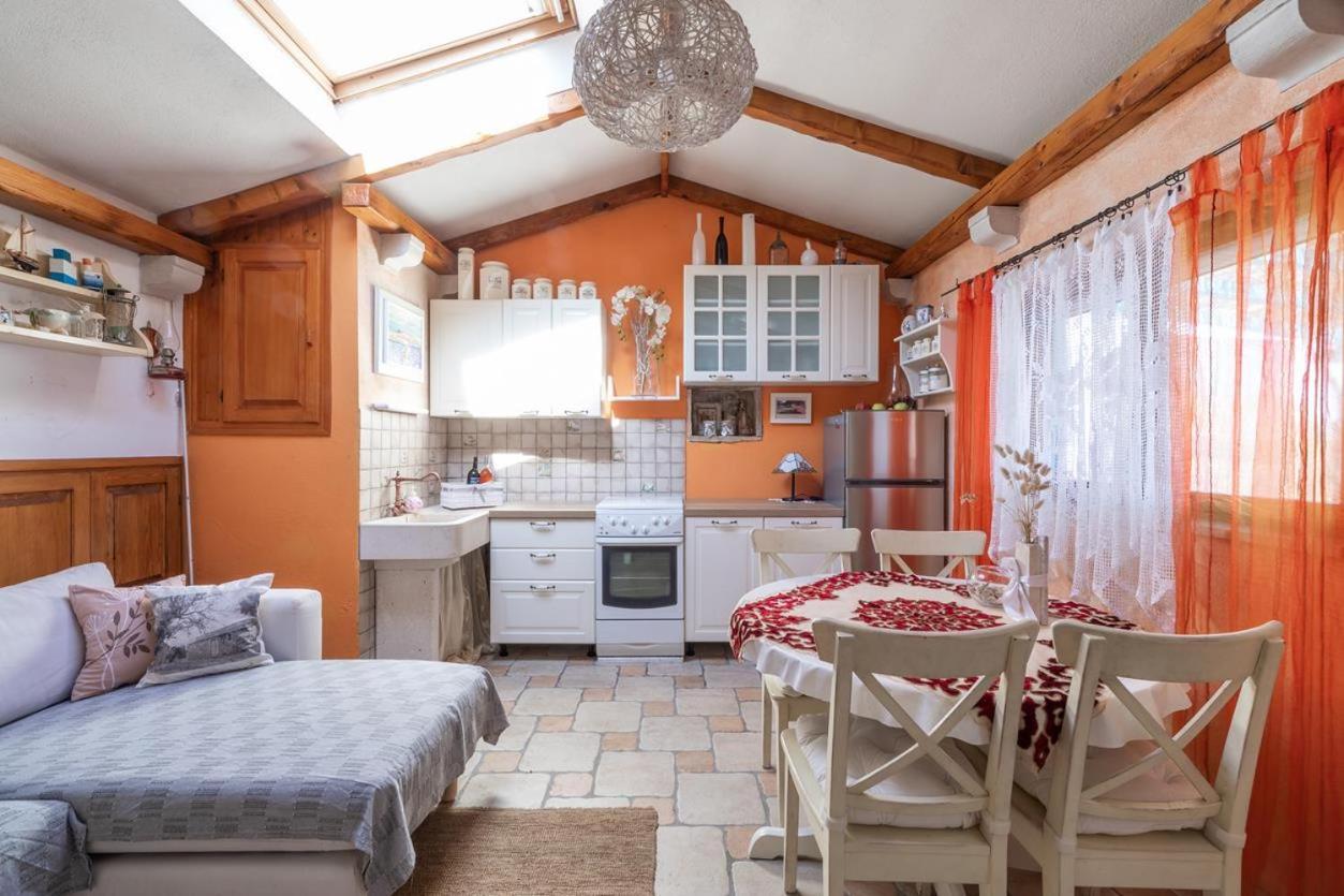 Holiday Home Tania Вела-Лука Экстерьер фото
